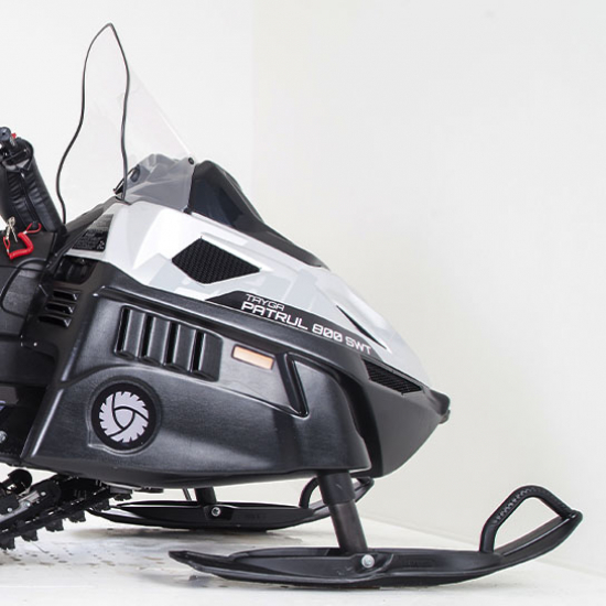 V-shaped four-stroke engine